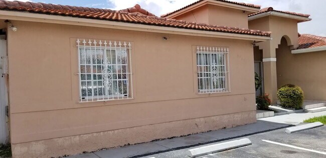 Building Photo - 9362 NW 121st St