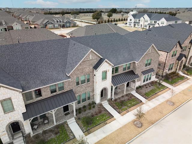 Building Photo - 517 Parkside Dr