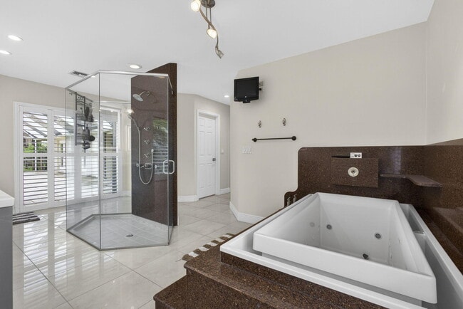 Building Photo - 5463 Sea Biscuit Rd