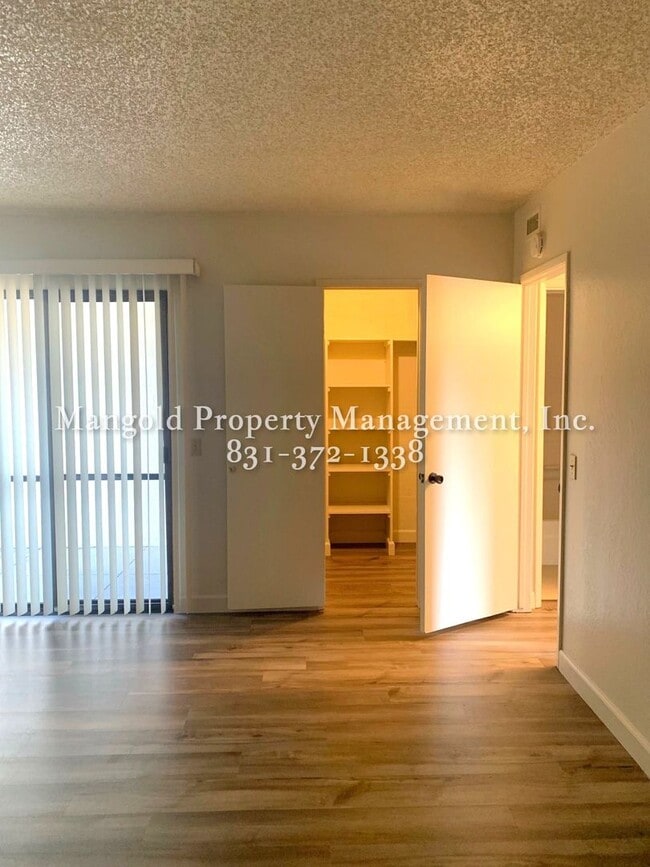 Building Photo - Spacious One Bedroom Upstairs Condo Located At Ocean Forest Condominiums - ALL UTILITIES INCLUDED...