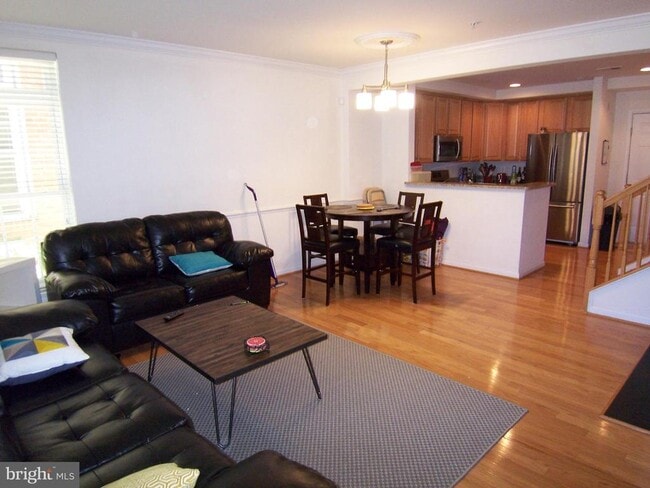 Building Photo - 4618 Battenburg Ln