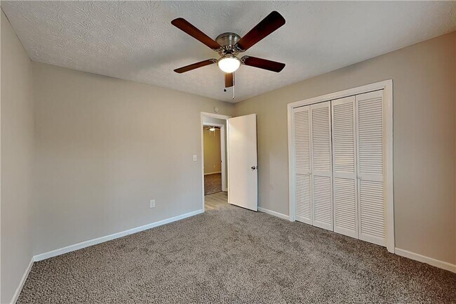 Building Photo - 4798 Southern Ct NW