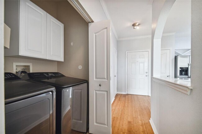 Building Photo - 5000 Culbreath Key Way