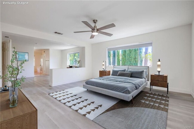 Building Photo - 65 Declaration Pl