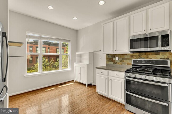 Building Photo - 1227 V St NW