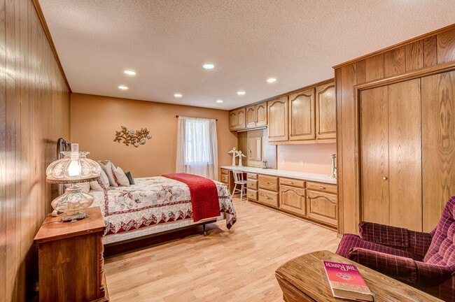 Building Photo - Beautiful country setting, but close to city limits.