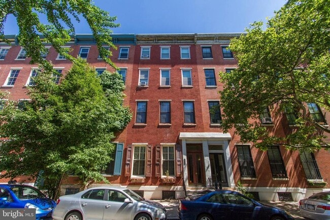 Building Photo - 1823 Pine St