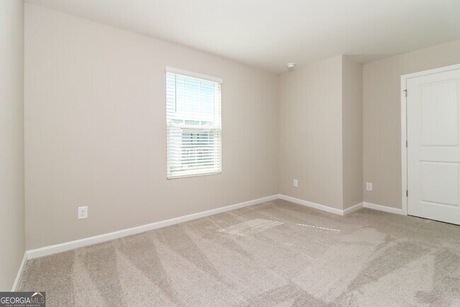 Building Photo - 515 Knightsbridge Ln