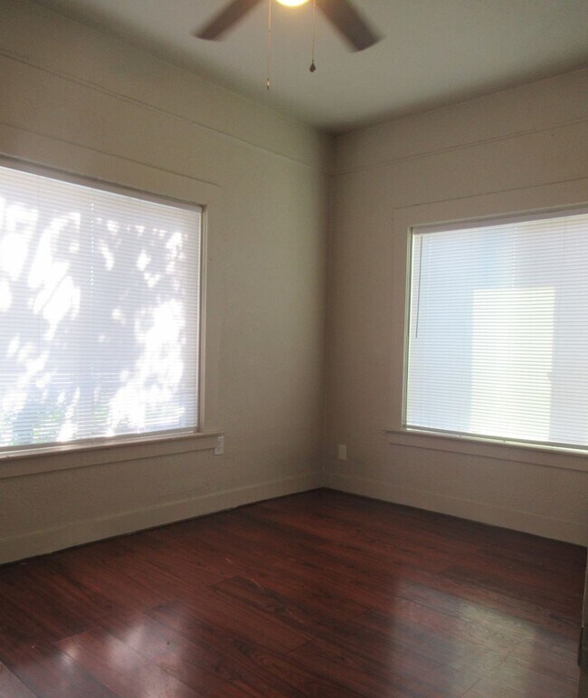 Building Photo - Coming Soon 3 Bedroom 1 Bath House!