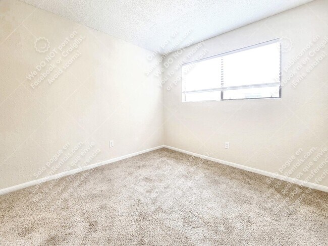 Building Photo - 8706 Schick Rd A