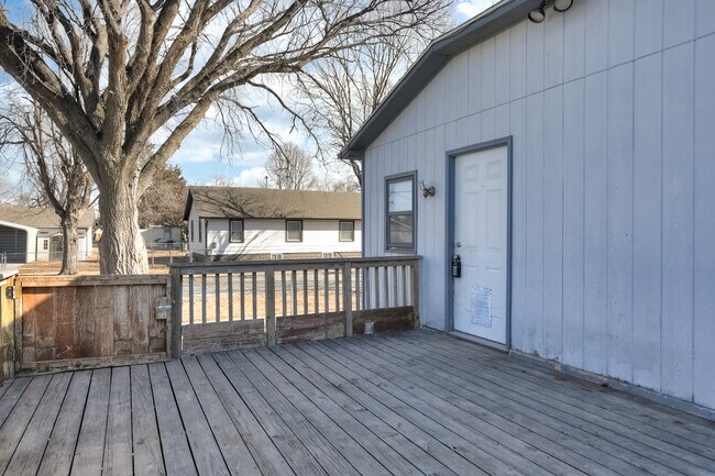 Building Photo - 2300 Avenue F