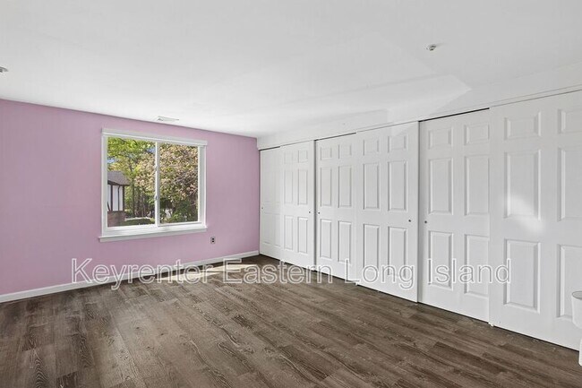 Building Photo - 104 Birchwood Rd
