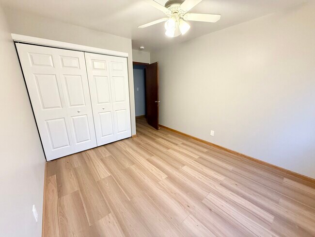 Building Photo - Bayside Apartments