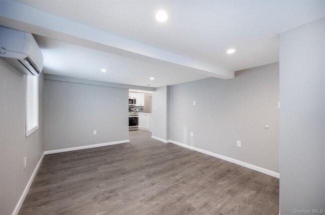 Building Photo - 108 Ralph Ave