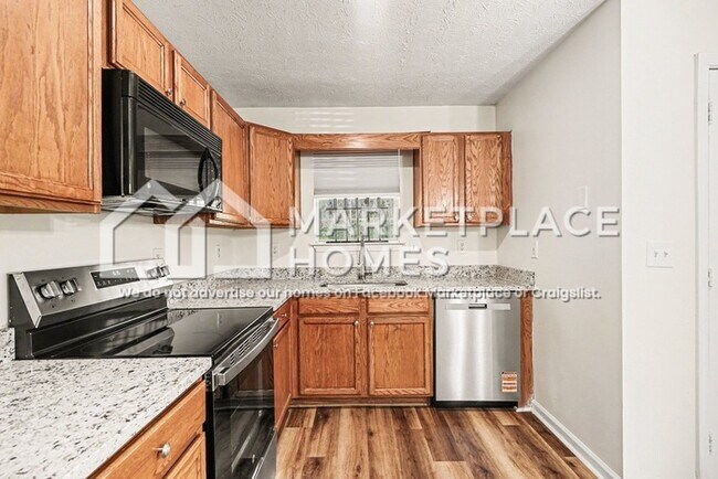 Building Photo - 6334 Wellington Walk Way