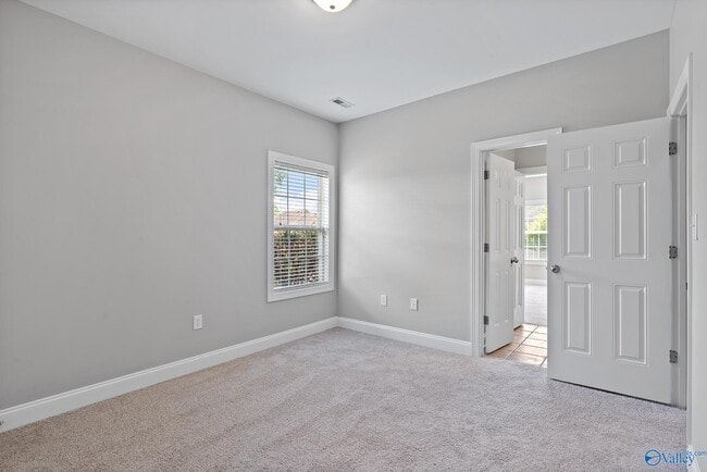Building Photo - 3116 Tenker Creek Ln SE