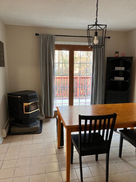 Building Photo - 2101 Scott Rd