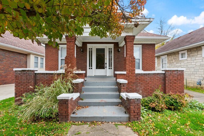 Building Photo - 1309 Lydia St