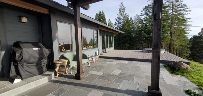 Building Photo - 34478 Iversen Rd