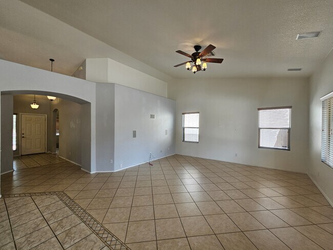 Building Photo - 7491 W Colony Park Dr
