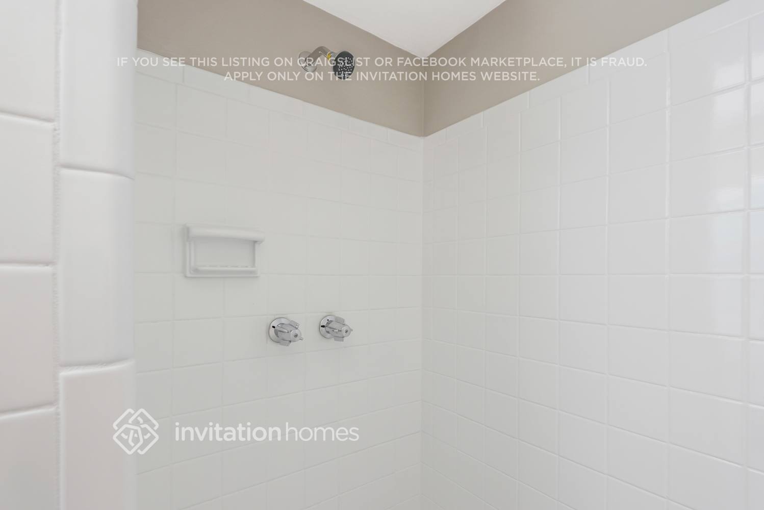 Building Photo - 3944 Porpoise Dr SE