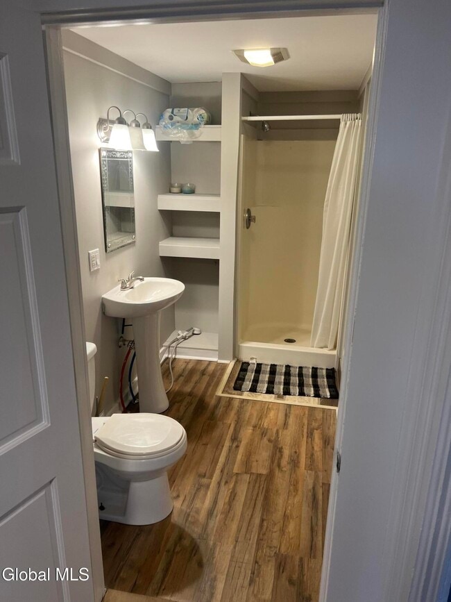 Building Photo - 9-11 Factory St