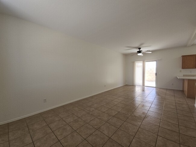 Building Photo - 2300 E Magma Rd