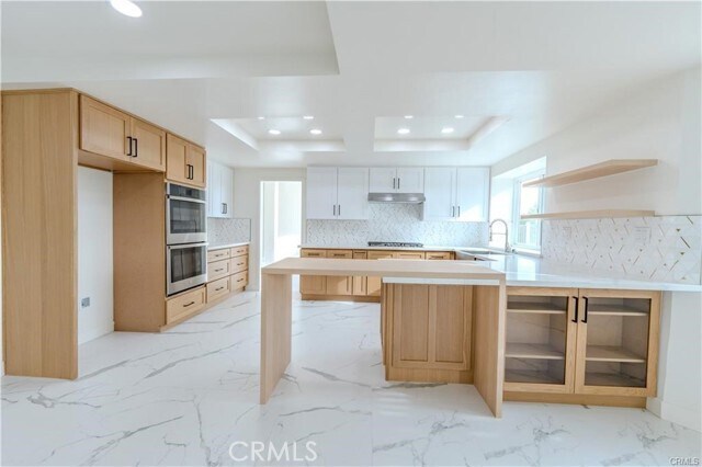 Building Photo - 13455 Montserrat Ct