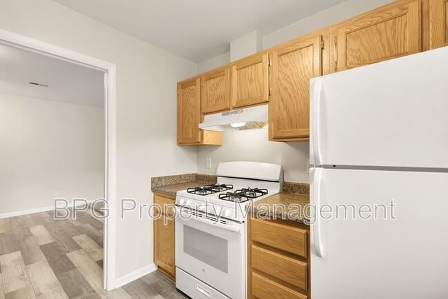 Building Photo - 139 Green St