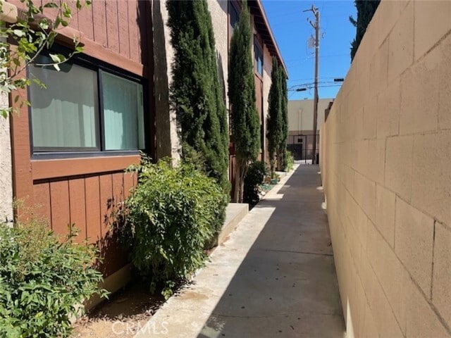 Building Photo - 324 E Ave Q7