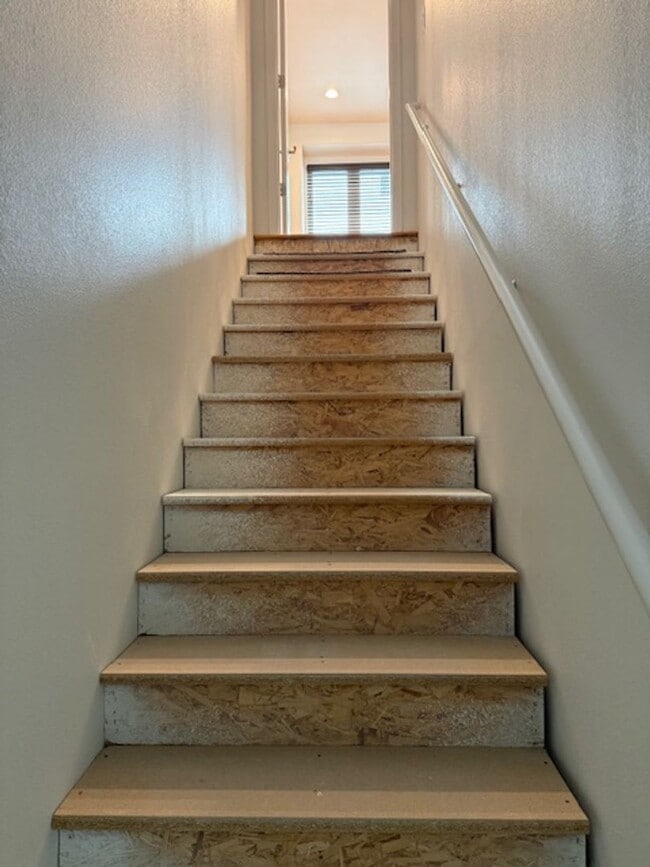 Building Photo - Fully Upgraded Executive Home For Lease