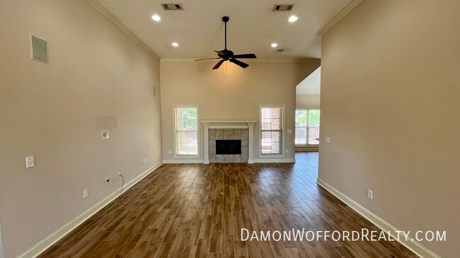 Building Photo - 610 Salems Ct