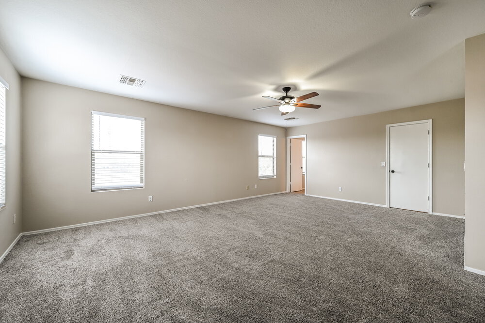 Building Photo - 15331 W Cameron Cir