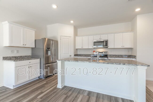 Building Photo - 3122 Dreamweaver