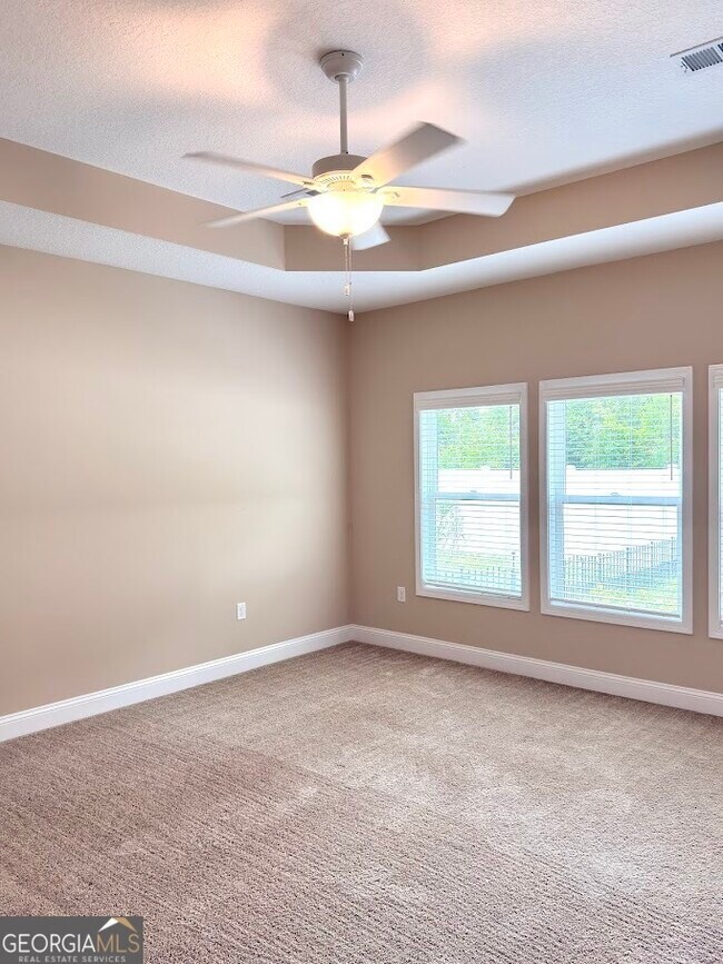 Building Photo - 124 The Villas Wy
