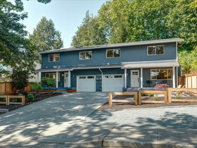 Primary Photo - 1004 McDonald Ave