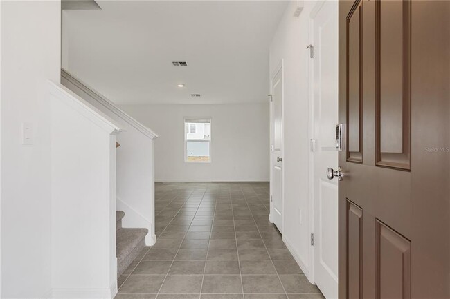 Building Photo - 5682 Nispero Wy