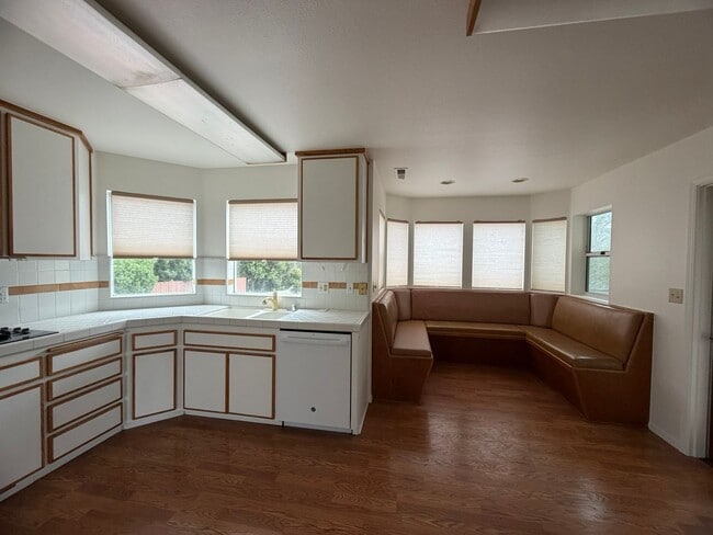 Building Photo - 1524 Los Osos Valley Rd