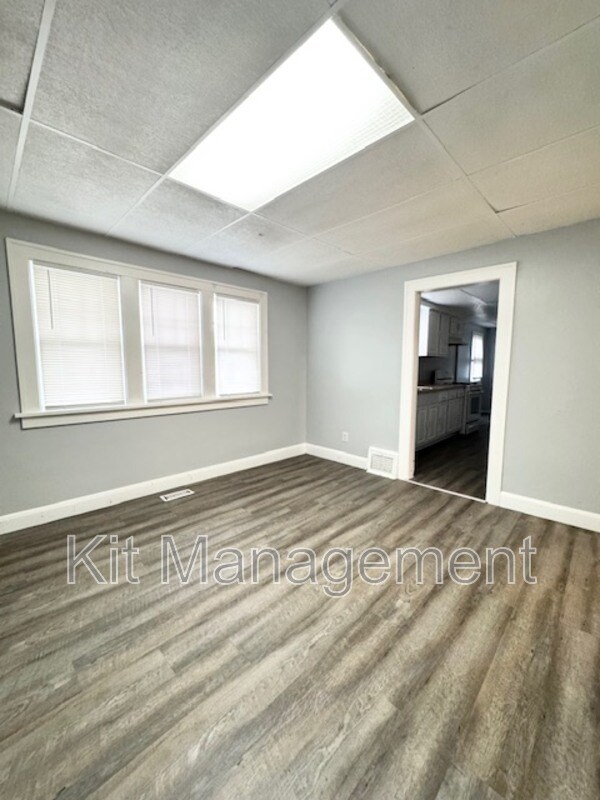 Building Photo - 4645 Westway St