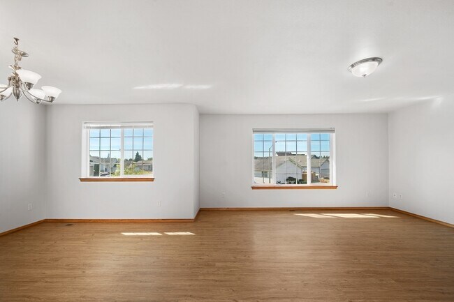 Building Photo - 4413 Carstan Ct