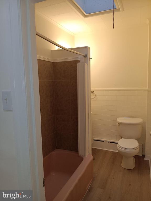 Building Photo - 2424 S Orkney St