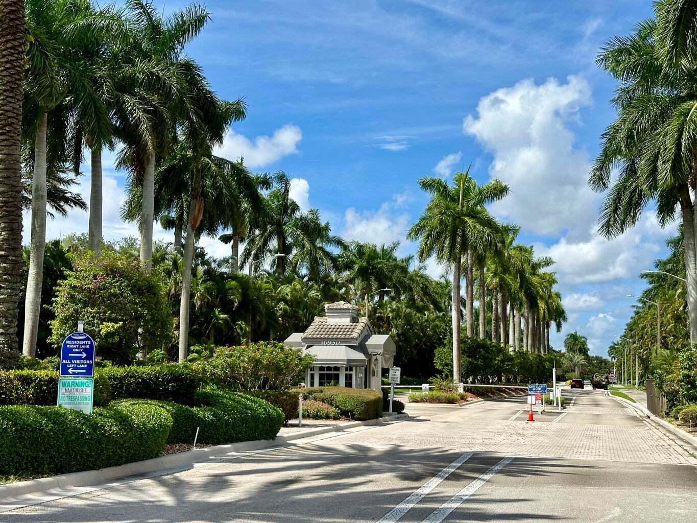 Building Photo - 5791 Island Reach Ln