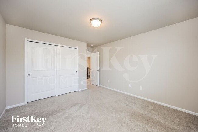 Building Photo - 11132 Murrelet Dr