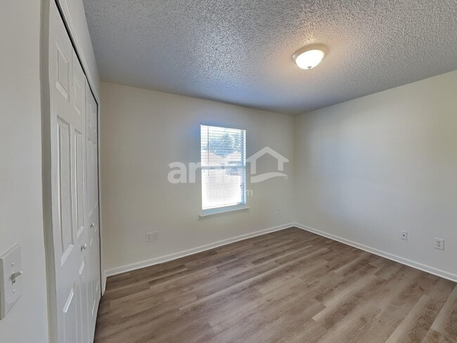 Building Photo - 2739 Ravine Hill Dr