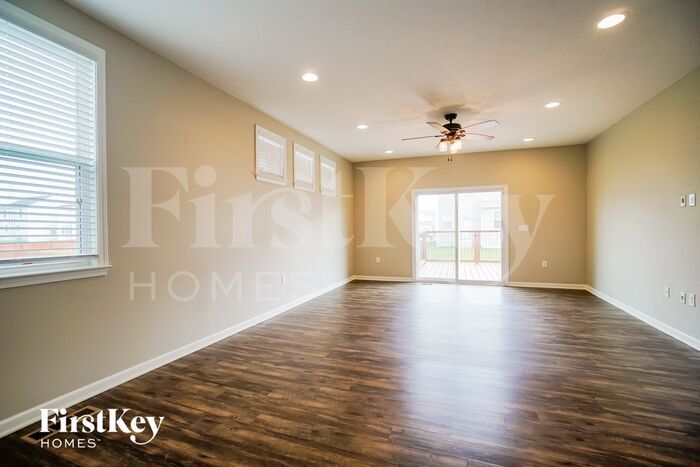 Building Photo - 5946 Ballydugan Dr