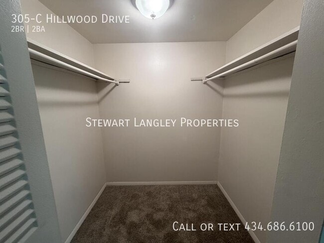 Building Photo - 305 Hillwood Dr