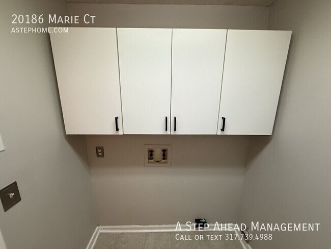 Building Photo - 20186 Marie Ct