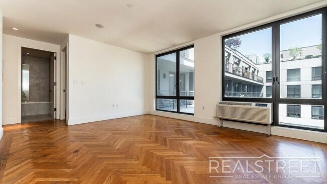 Building Photo - Duffield Street