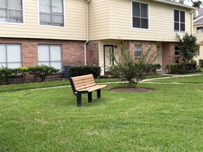 Building Photo - 14515 Wunderlich Dr