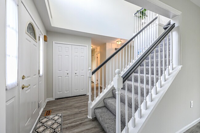Building Photo - 2400 Rockport Ct